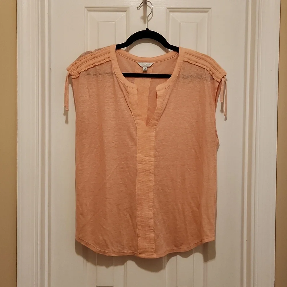 Lucky Brand top - Picture 1 of 4